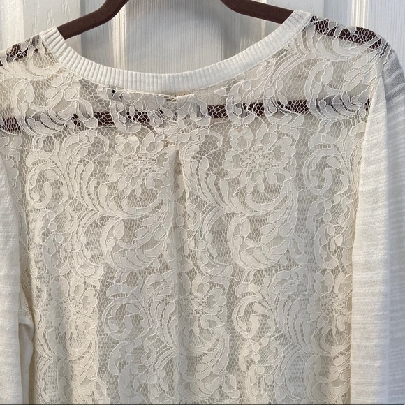 CAbi Sweater - Picture 4 of 4